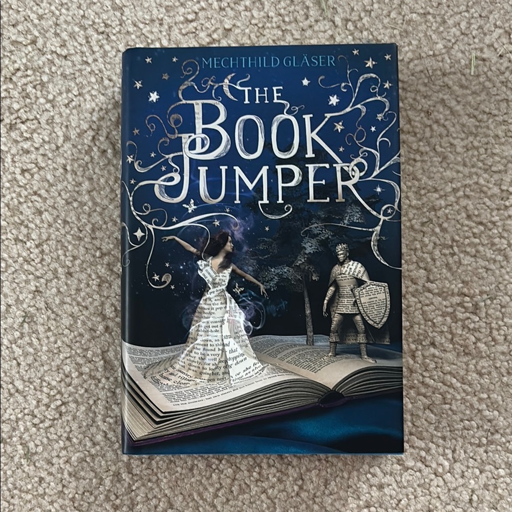 The Book Jumper by Mechthild Gläser
